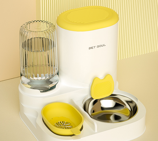 Model Water and Food Combined Feeding Device For